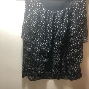 Blouse, dress barn, blue and white Polkadot, medium size, ruffles In front